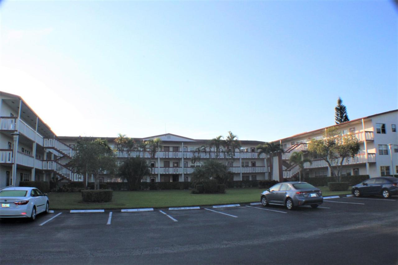 224 Brighton F - Photo 1