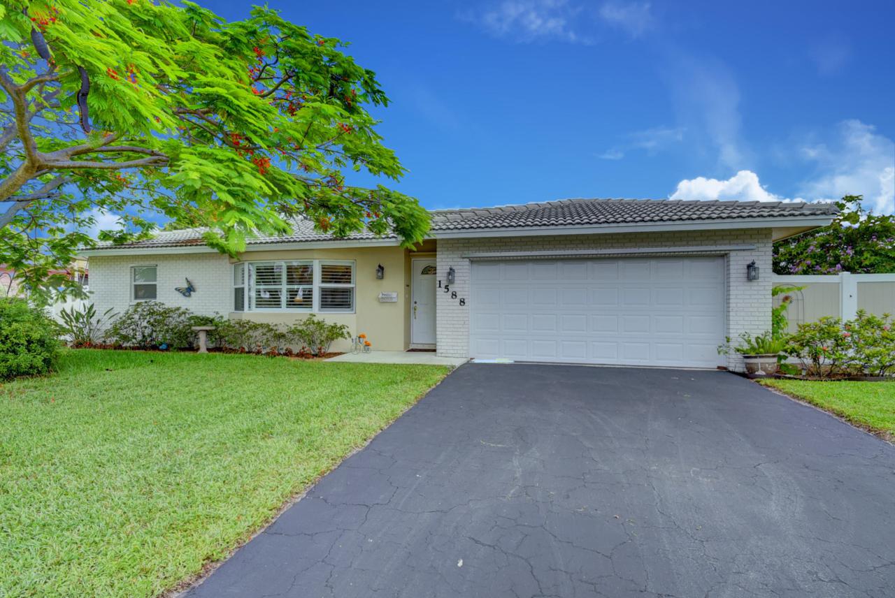 1588 9th Street - Photo 1