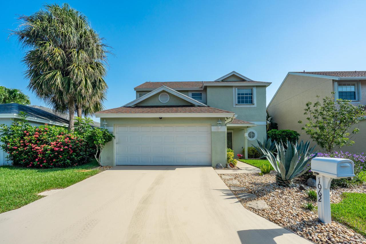 1062 Fairfax Circle - Photo 1