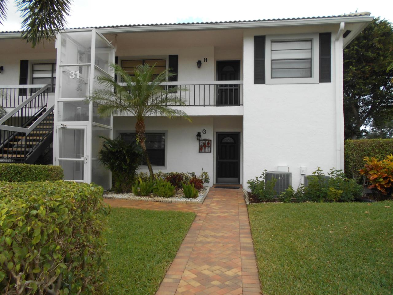 31 Stratford Lane - Photo 1