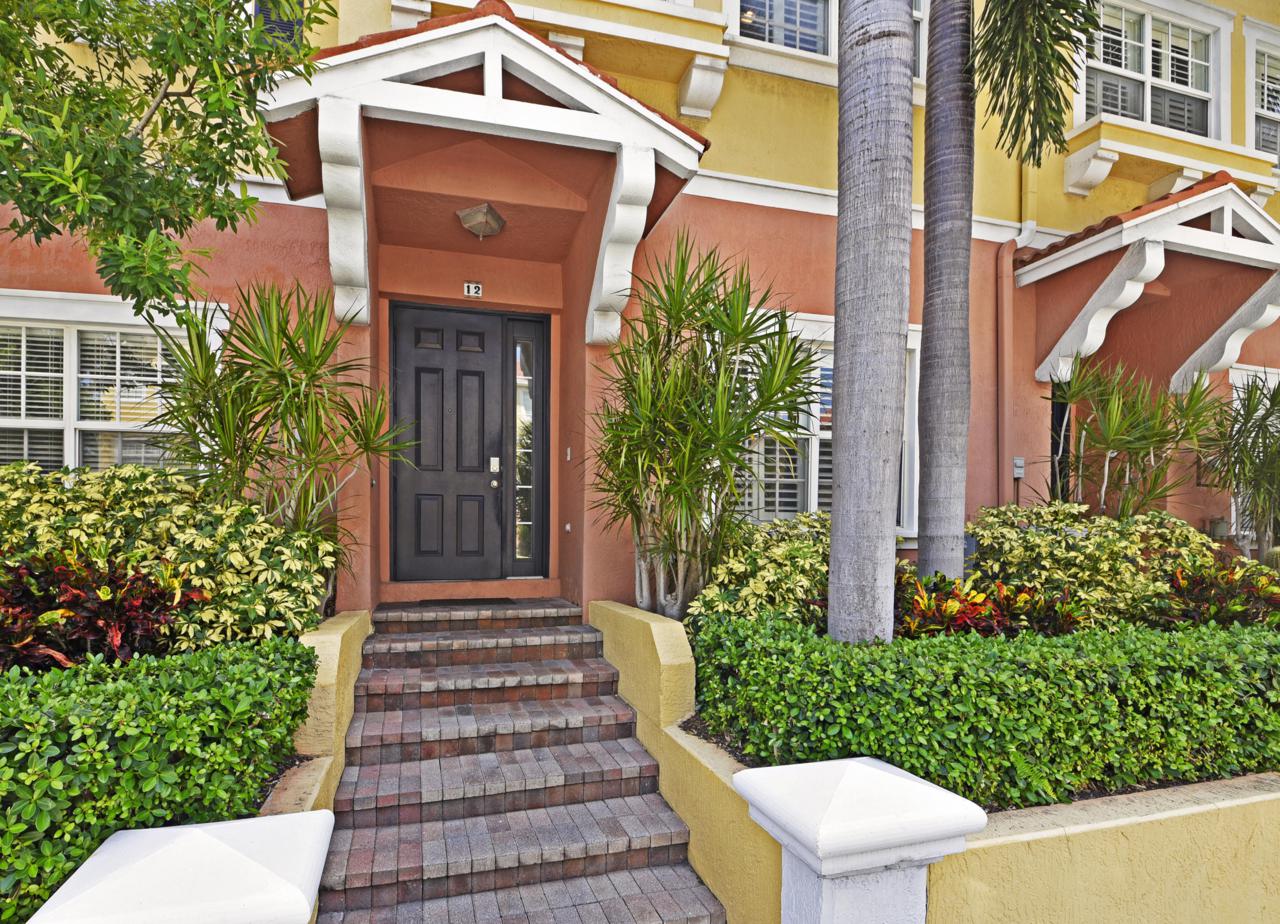 290 5th Avenue - Photo 1