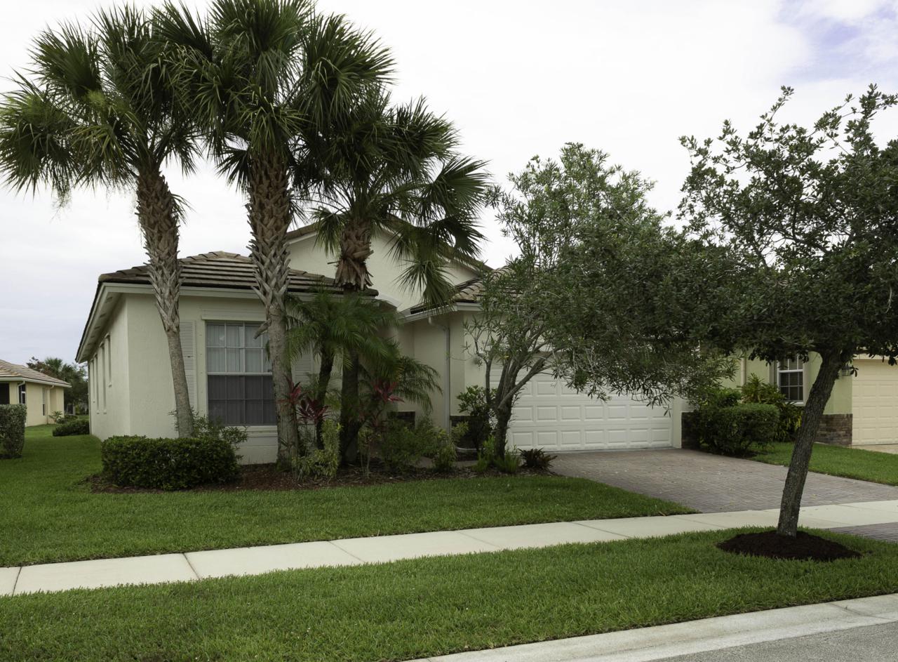 10539 Southgate Court - Photo 1