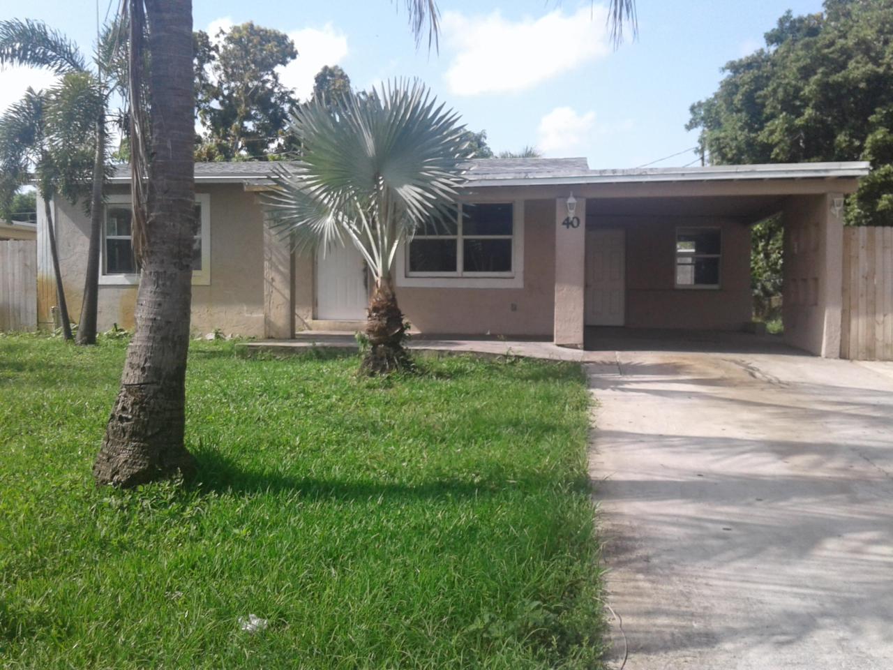 40 Atlantic Drive E, - Photo 1