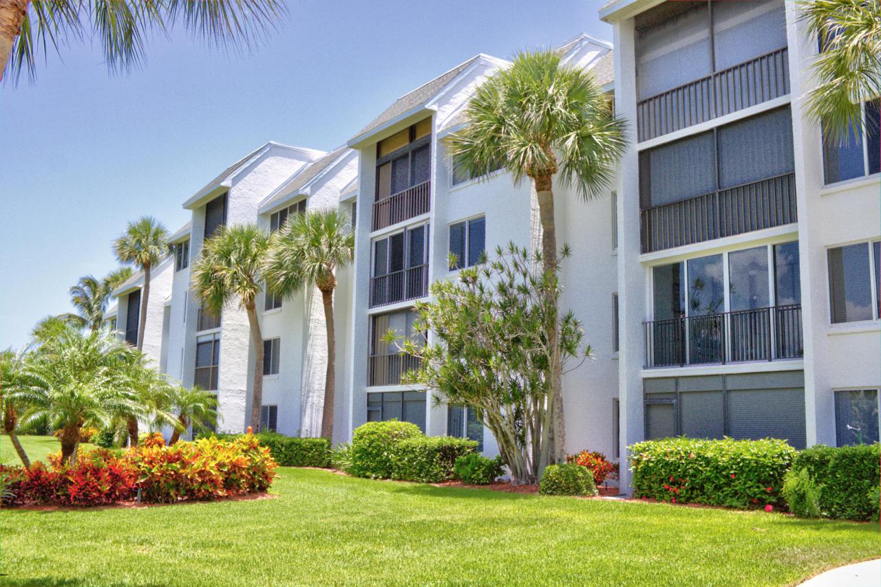 2400 Ocean Drive - Photo 1