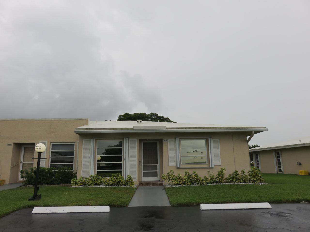 8820 Bella Vista Drive - Photo 1
