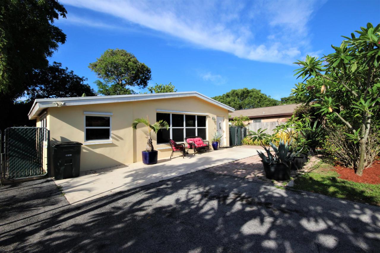 326 Manchester Street - Photo 1
