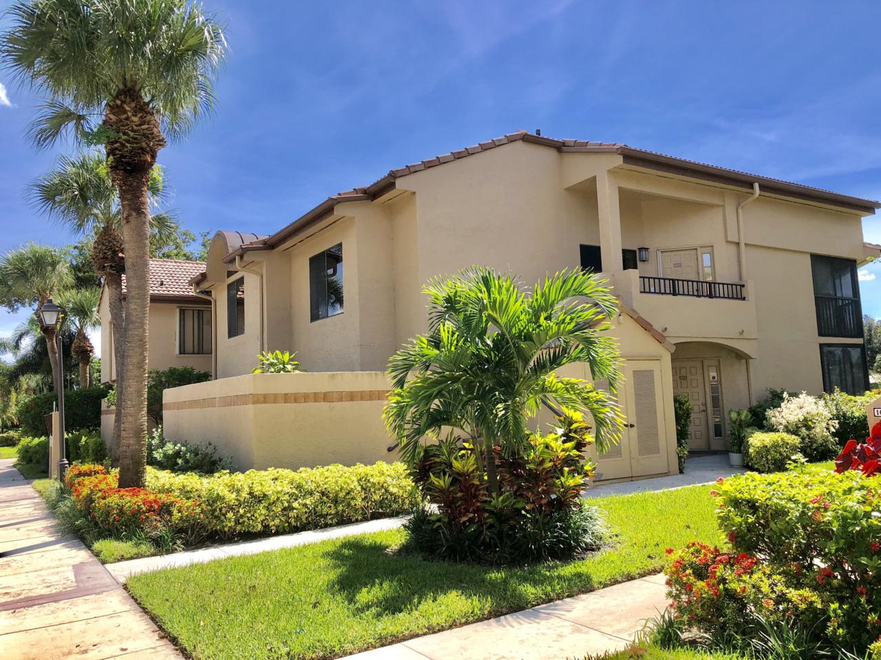 15355 Strathearn Drive - Photo 1