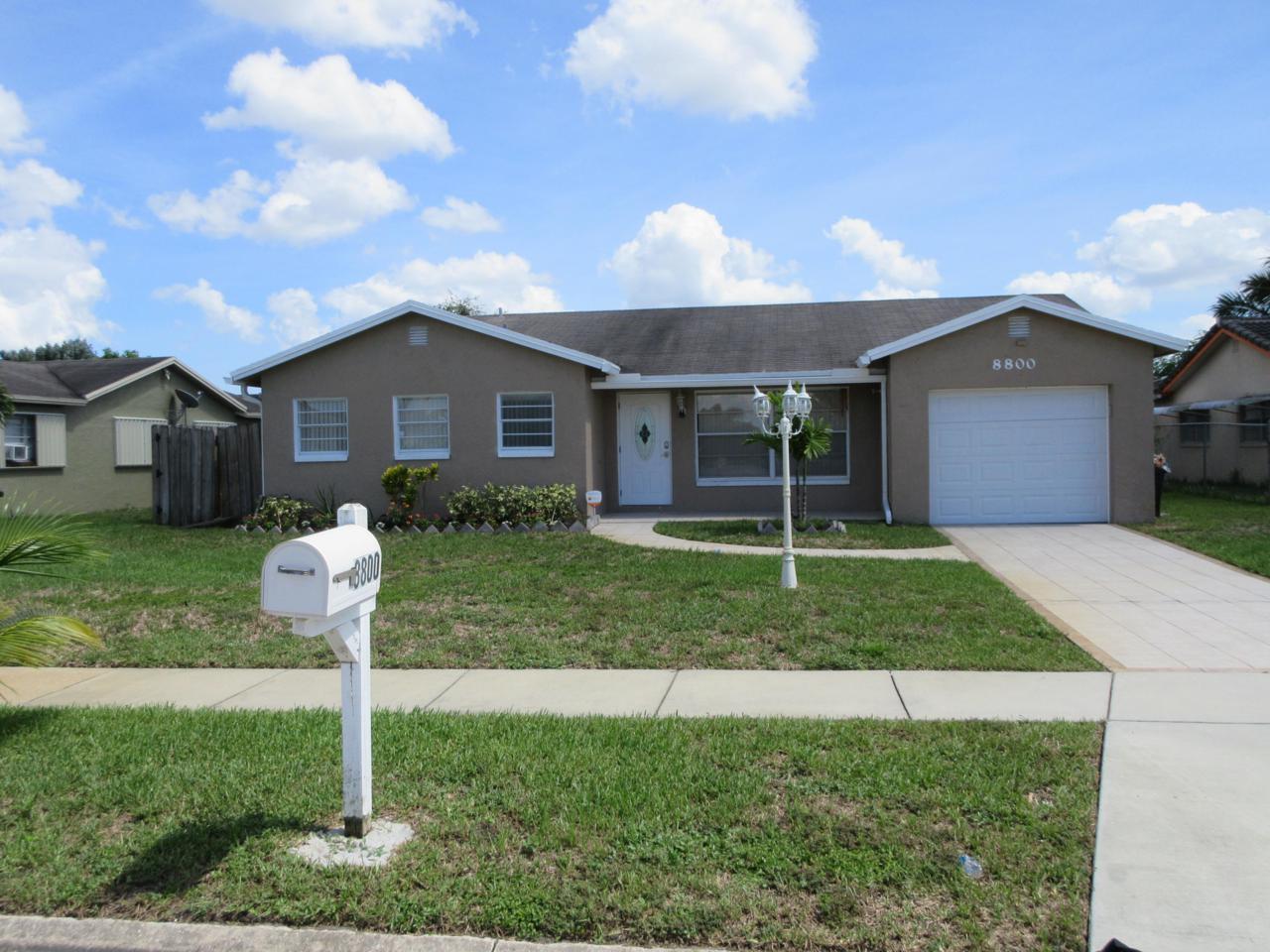 8800 10th Street - Photo 1