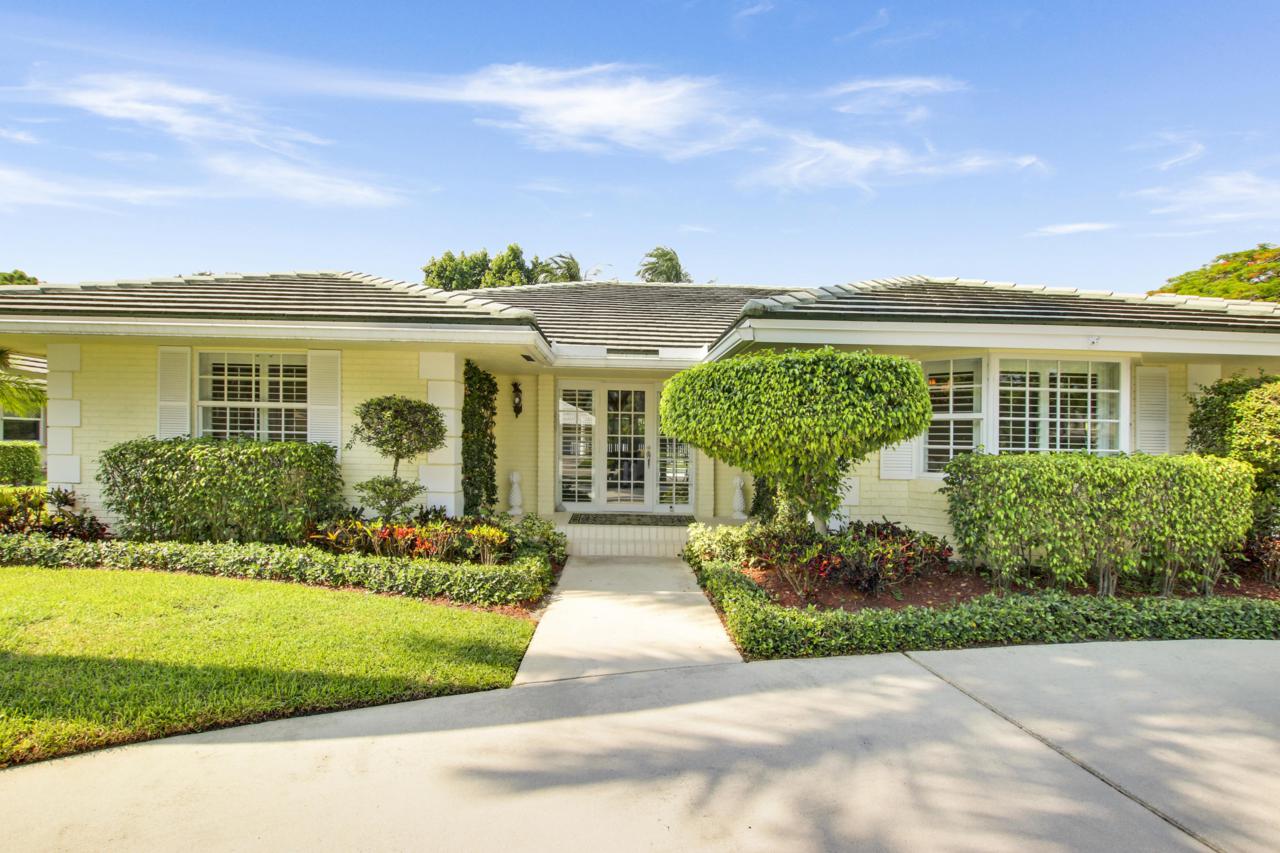 2838 Banyan Boulevard Circle - Photo 1