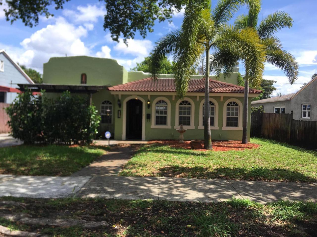 1025 Upland Road - Photo 1
