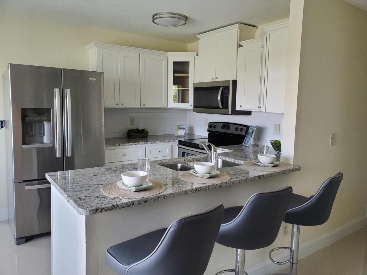102 Las Olas Drive - Photo 1