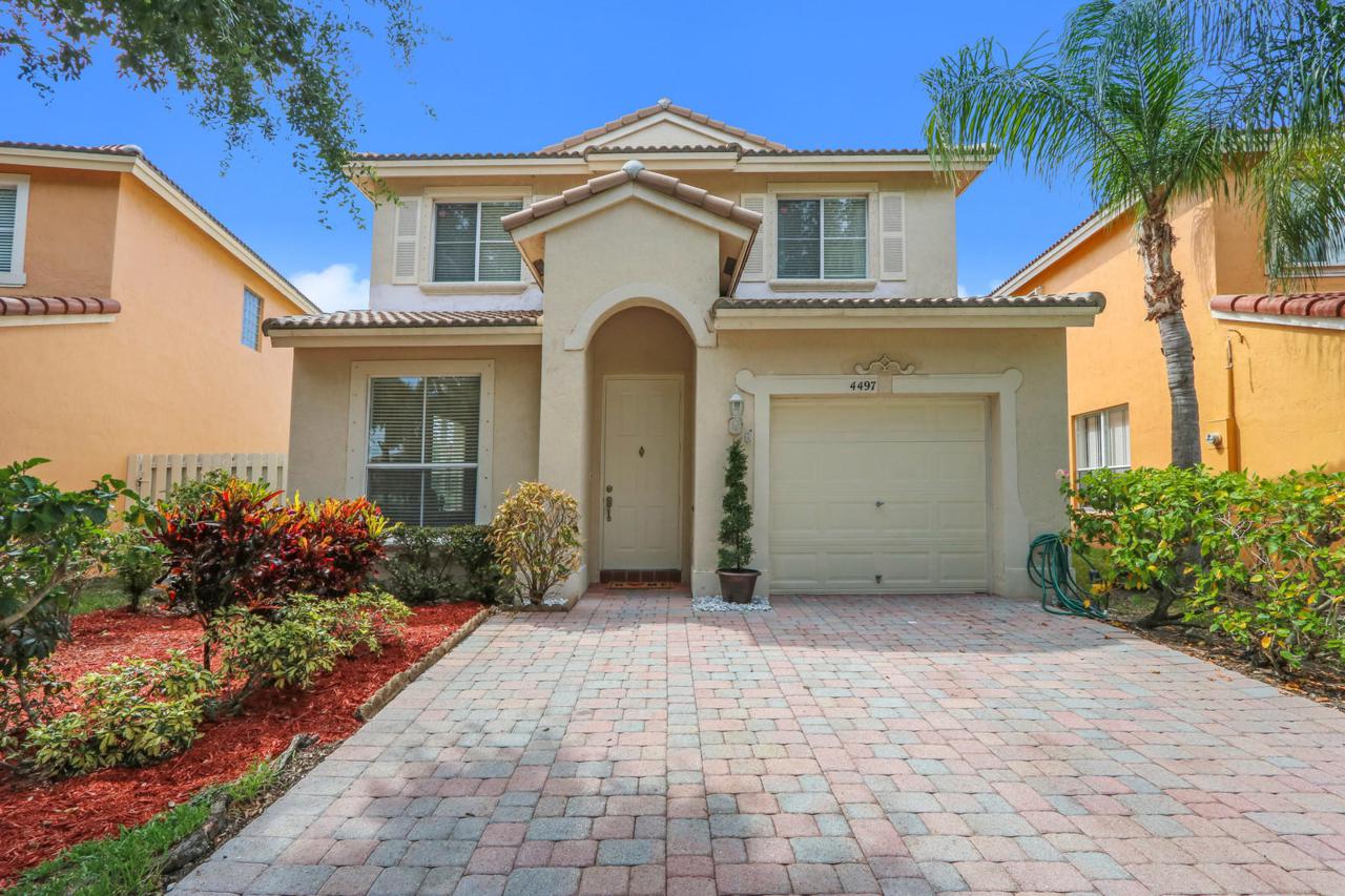 4497 Lake Lucerne Circle - Photo 1