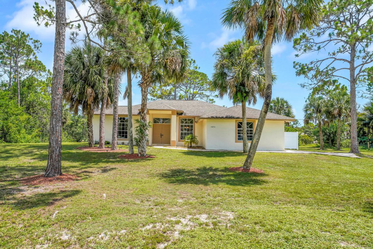16856 88th Road - Photo 1