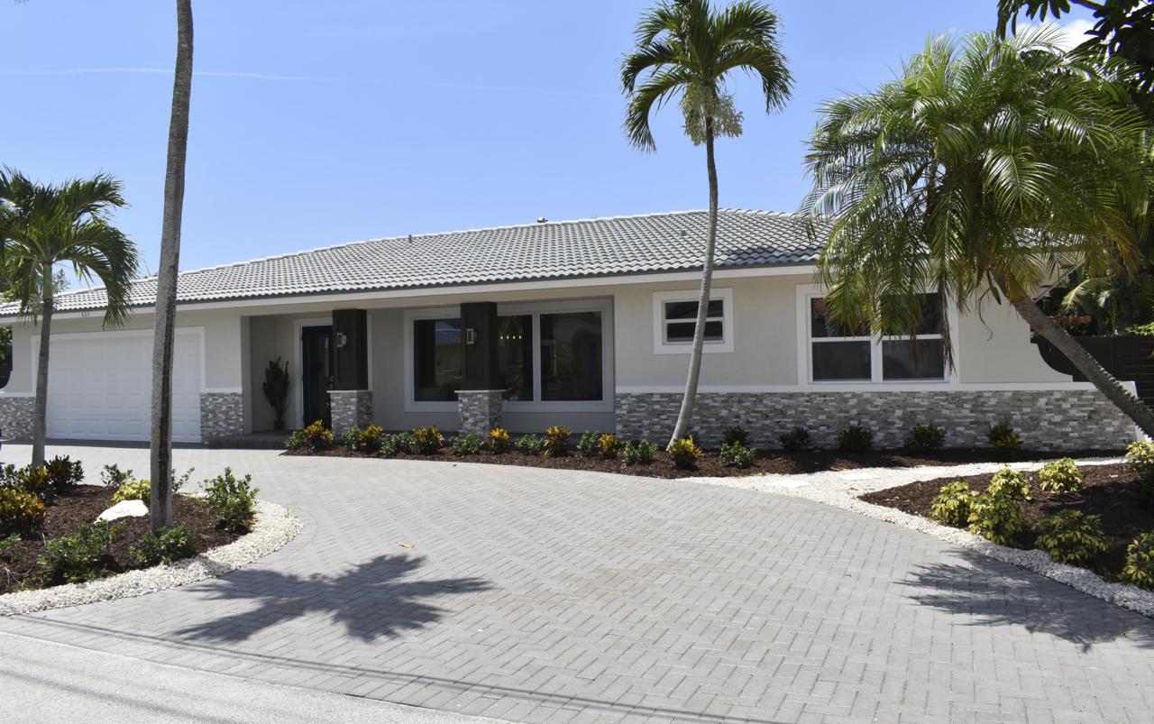 864 Appleby Street - Photo 1