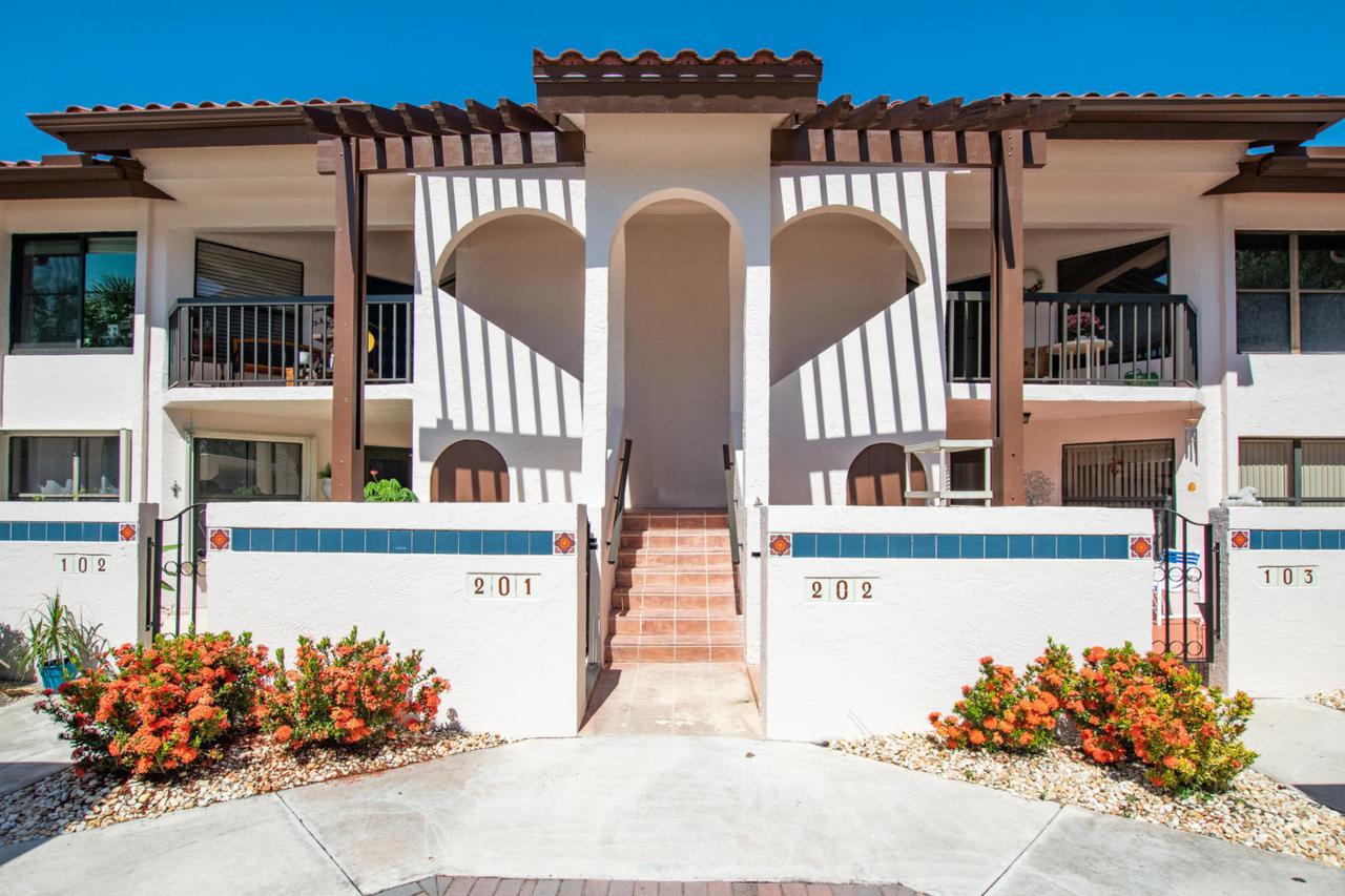 3440 Martinique Trace - Photo 1