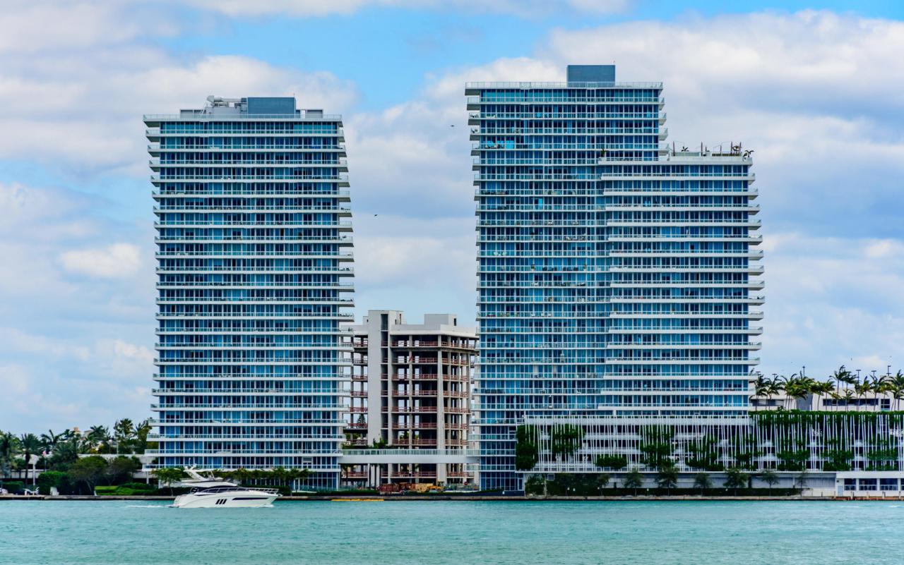 520 West Avenue - Photo 1