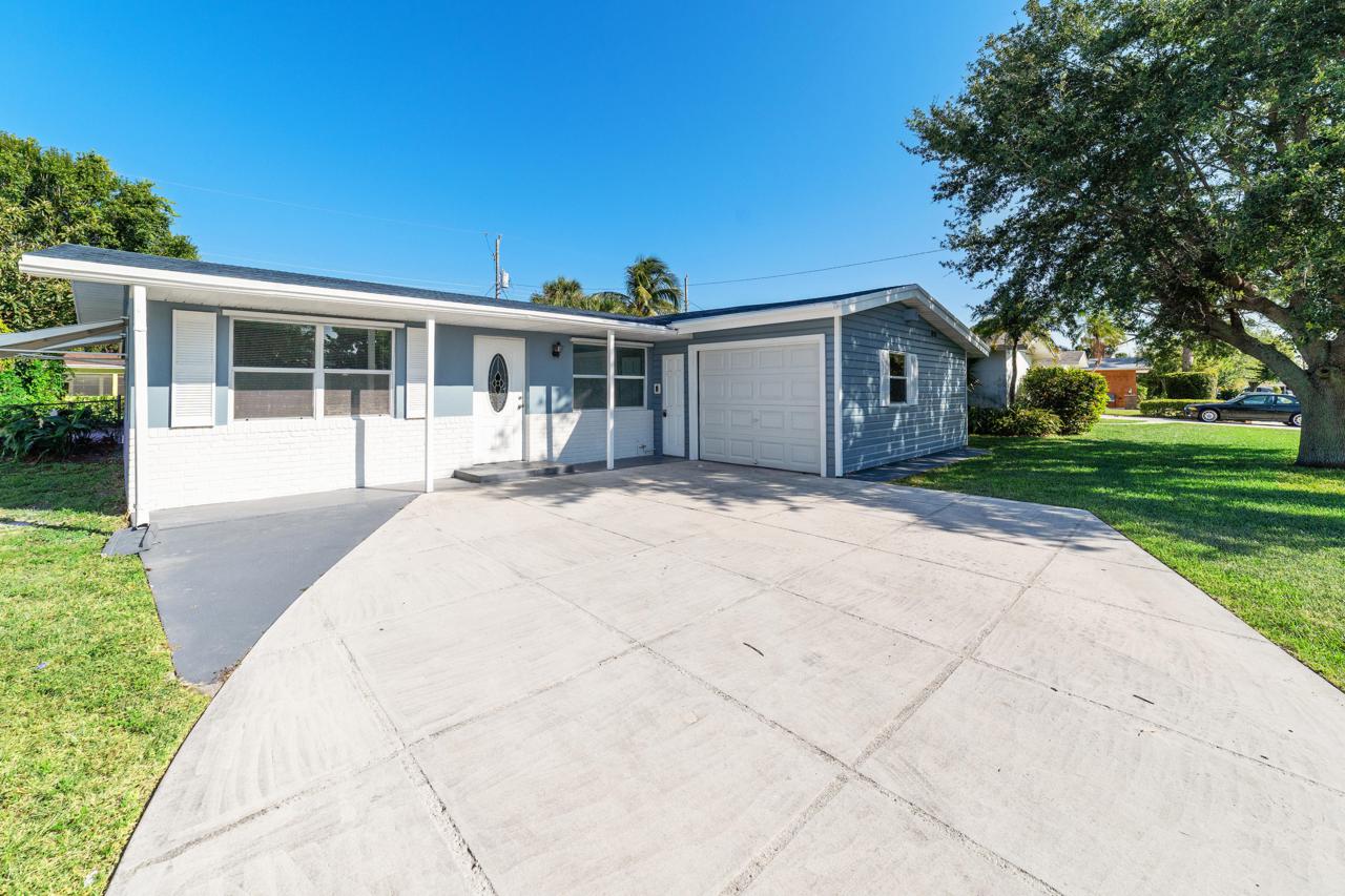 284 Camellia Street - Photo 1