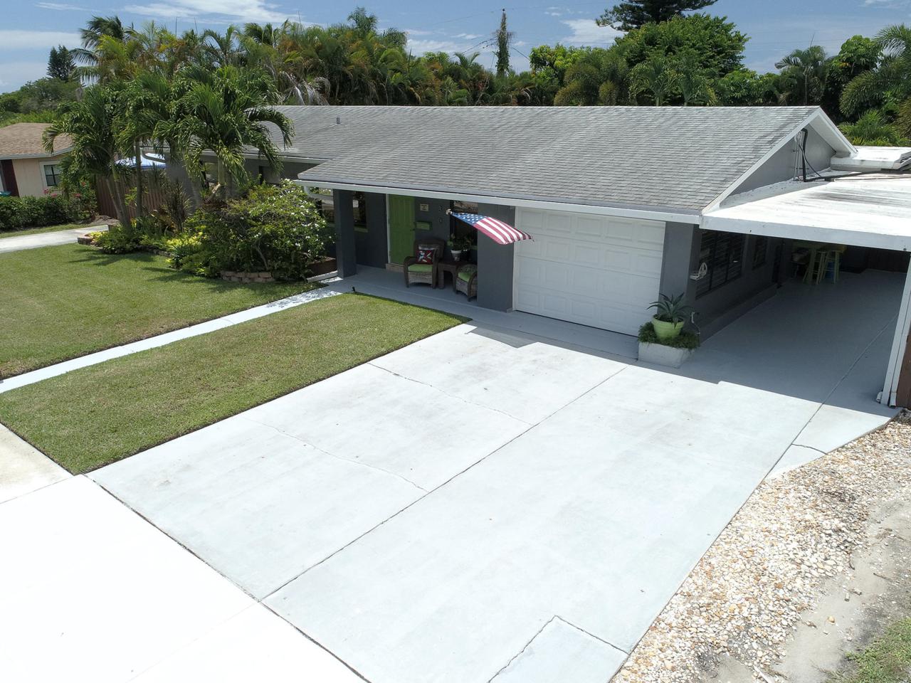 330 10th Avenue - Photo 1
