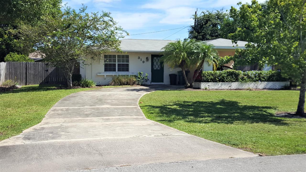319 Yardley Terrace - Photo 1