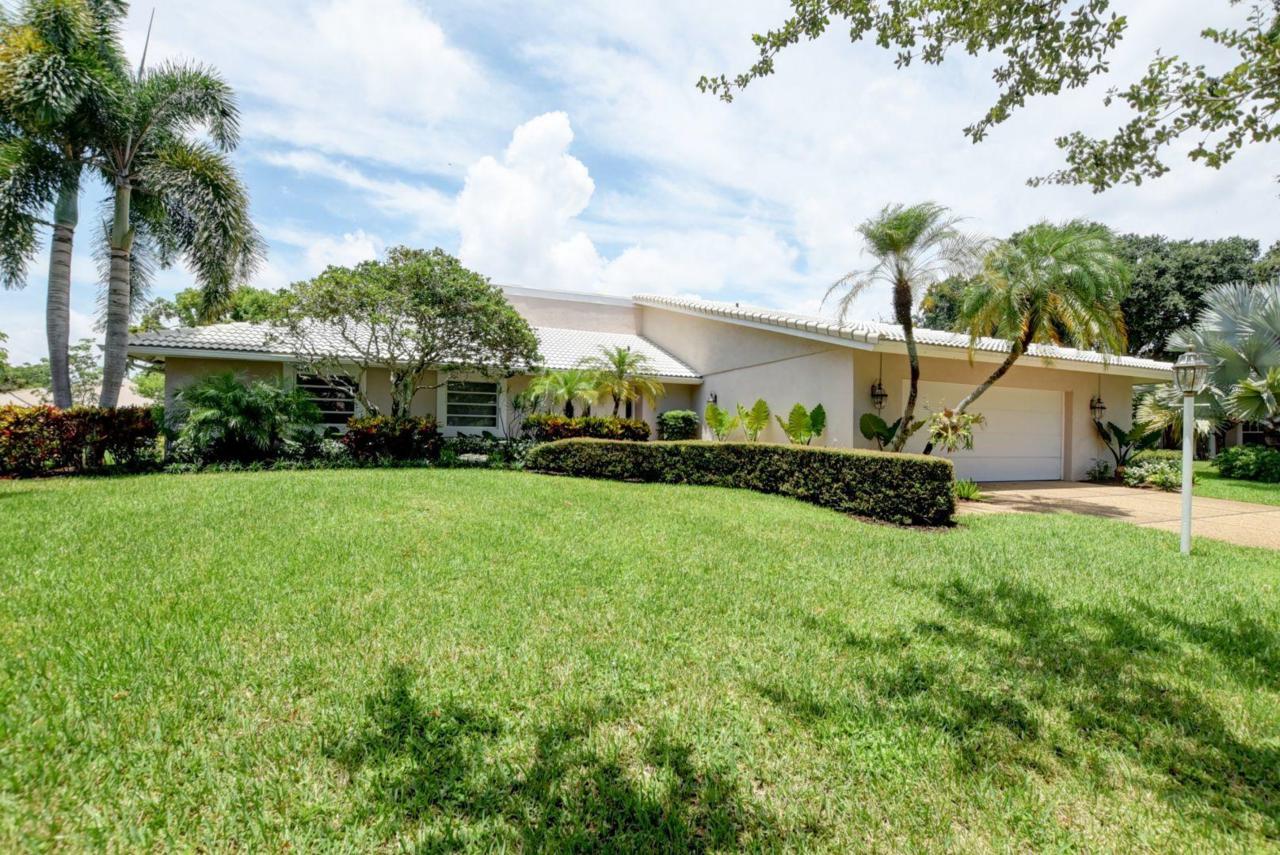 2134 19th Way - Photo 1
