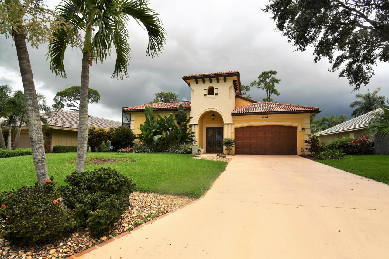 1207 Paradise Cove - Photo 1