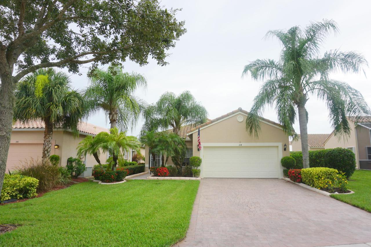 104 Baycrest Court - Photo 1