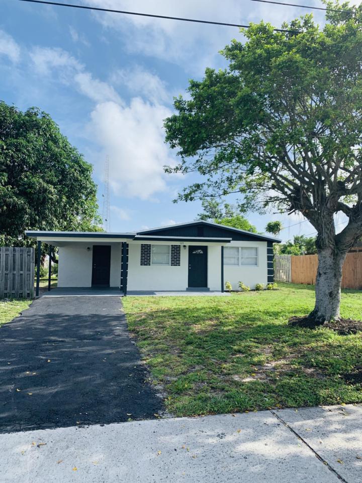 529 13th Avenue - Photo 1
