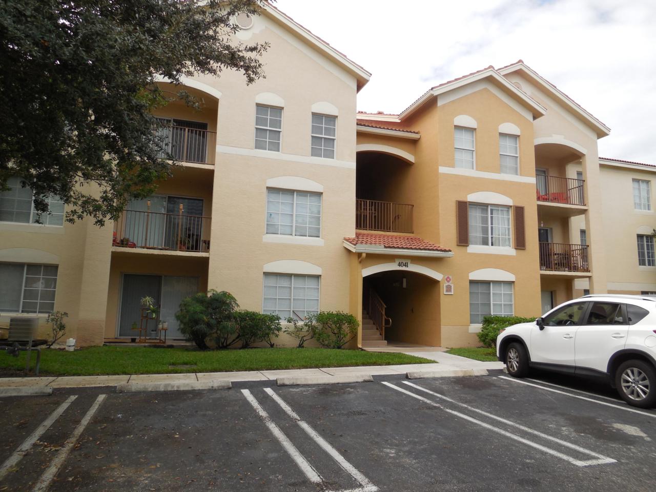 4041 San Marino Boulevard - Photo 1
