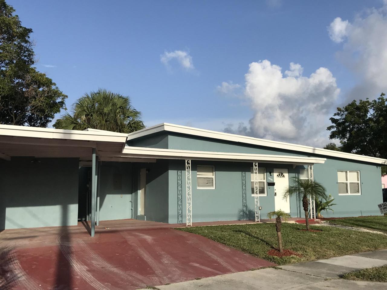 3400 Windsor Avenue - Photo 1