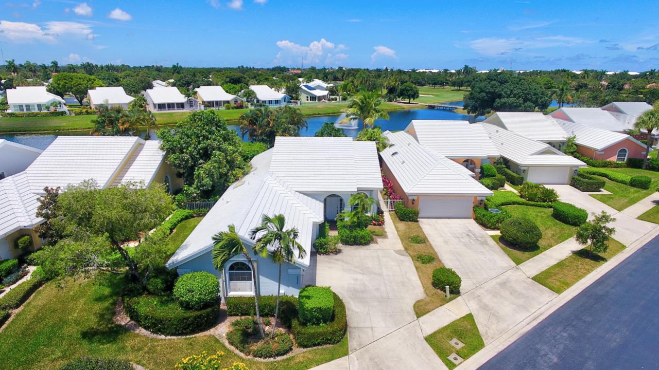 2334 Saratoga Bay Drive - Photo 1