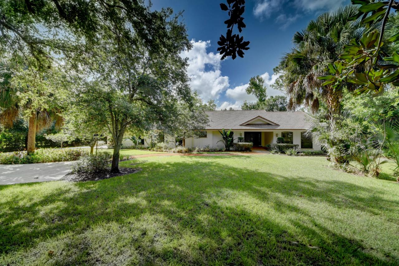 8133 Saratoga Way - Photo 1