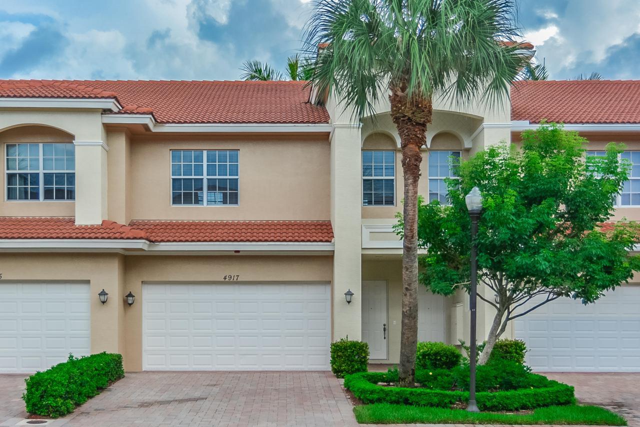 4917 Vine Cliff Way - Photo 1