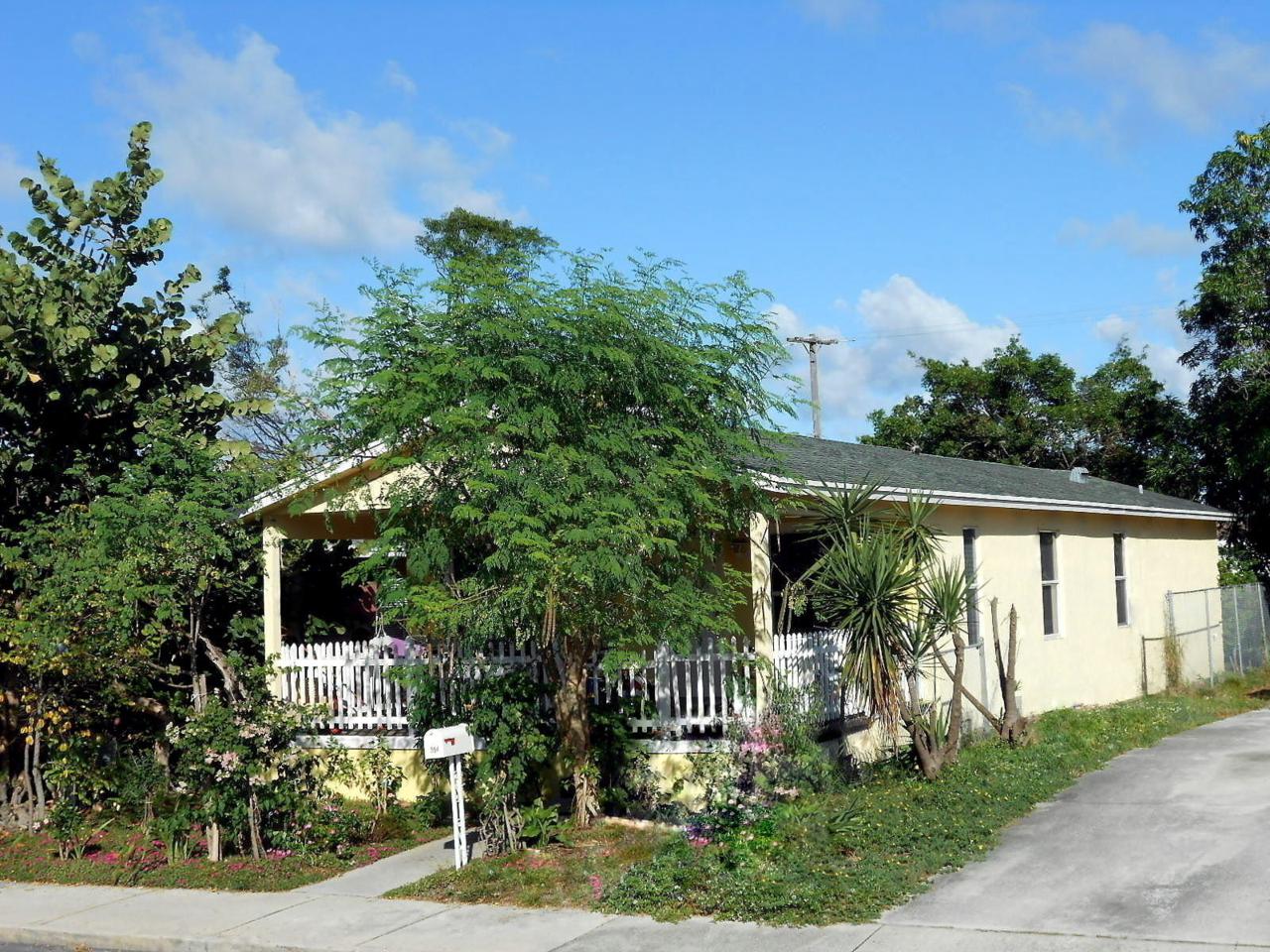 504 C Street - Photo 1