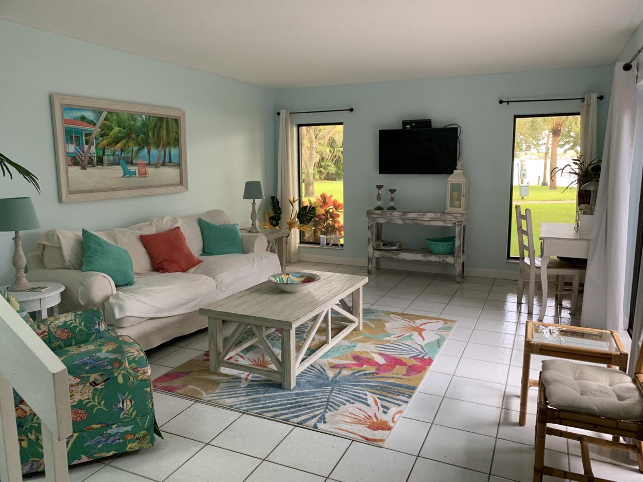 825 Center Street - Photo 1
