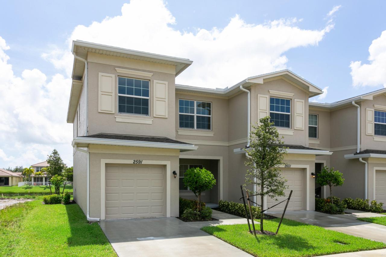 2591 Treviso Circle - Photo 1