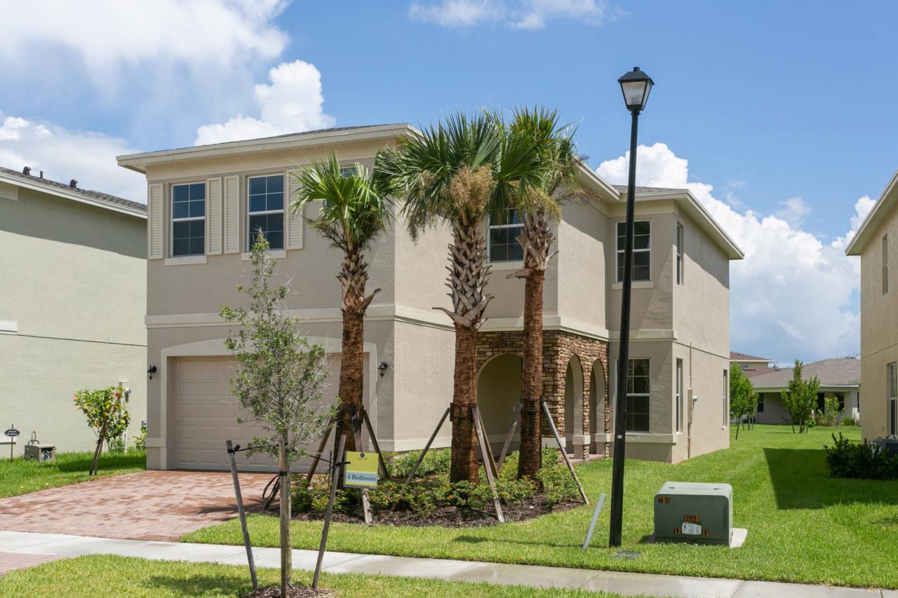 1548 Cataluna Circle - Photo 1