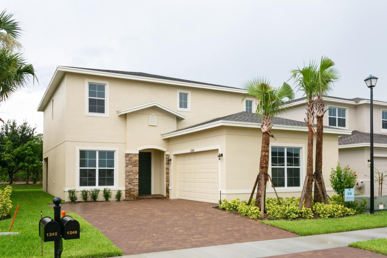 1248 Leonardo Circle - Photo 1