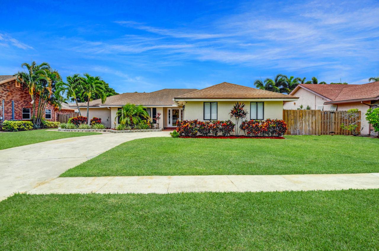 17265 Lake Park Road - Photo 1