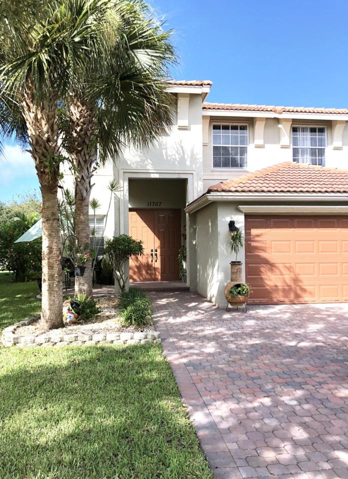 11757 Bennington Circle - Photo 1