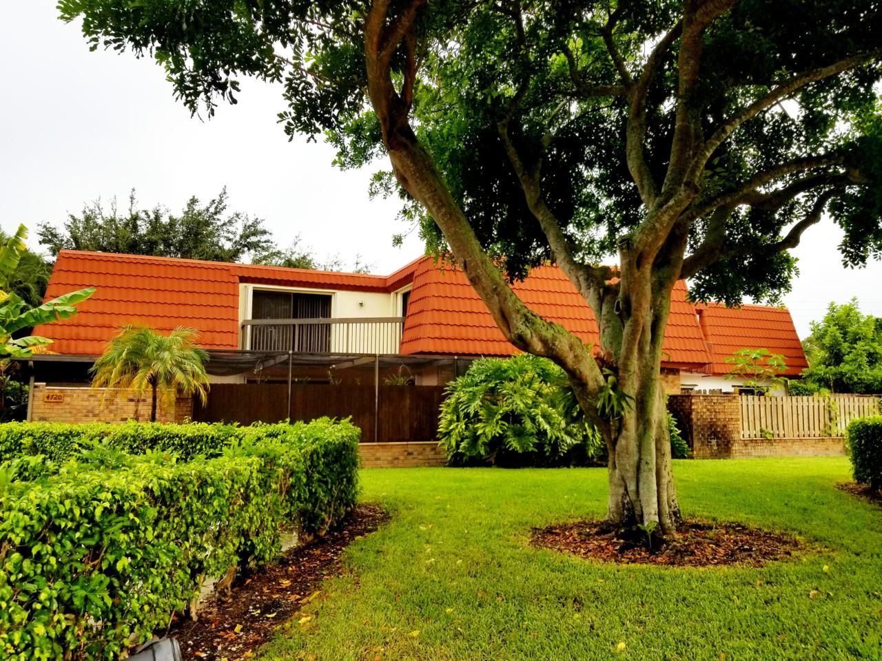 4720 Suburban Pines Drive - Photo 1