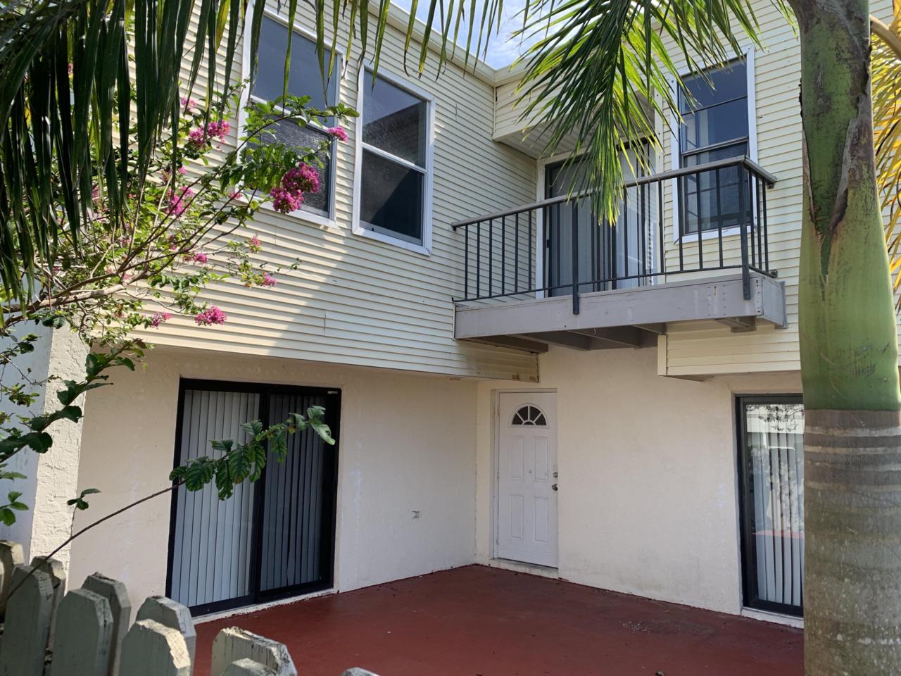 1616 Shaker Circle - Photo 1