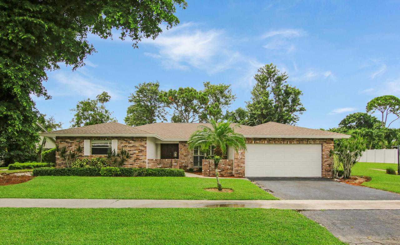 4790 Fox Hunt Trail - Photo 1