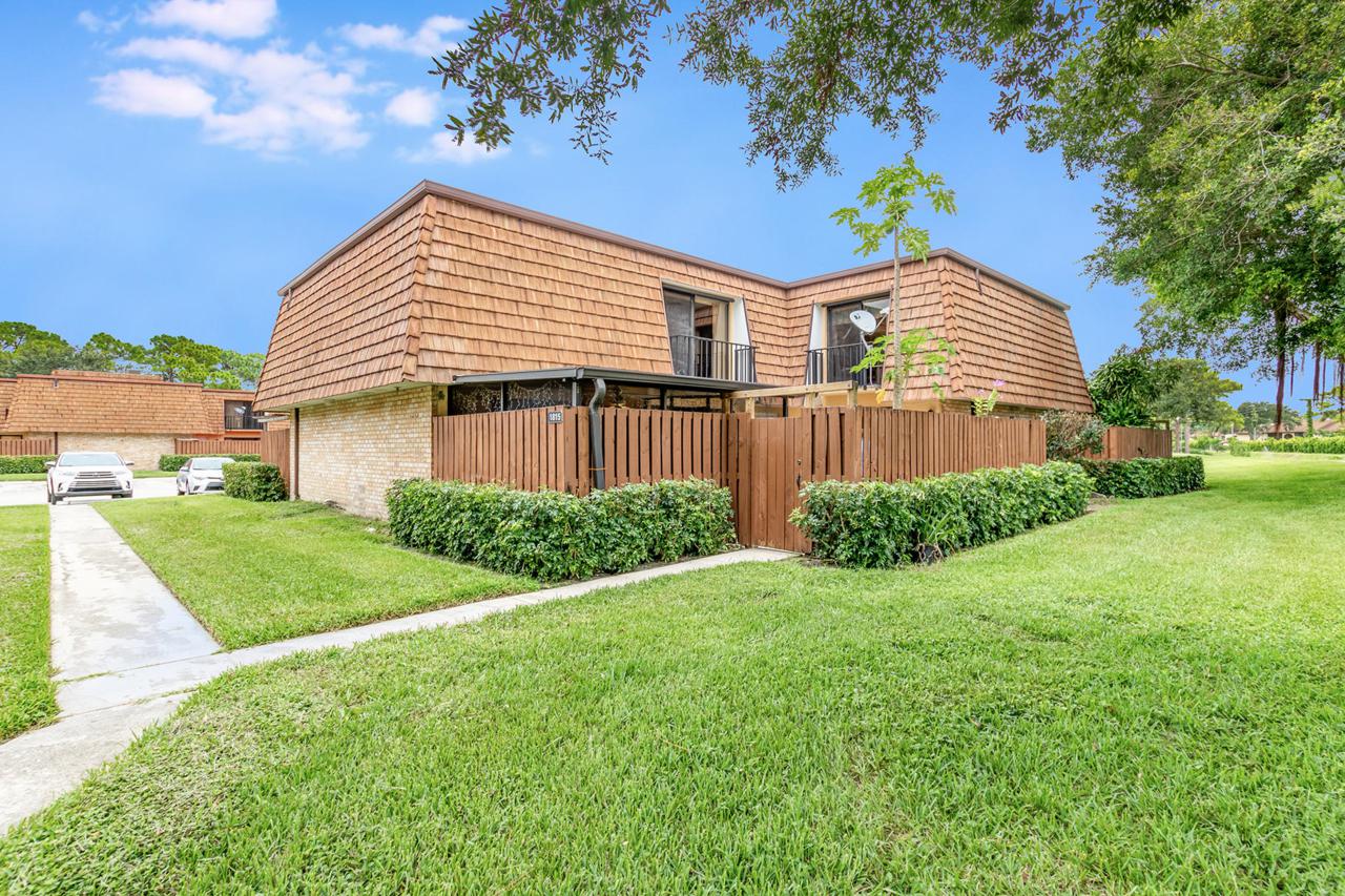 1815 18th Ln Lane - Photo 1