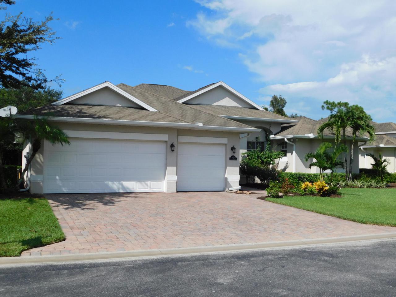4171 Abington Woods Cir Circle - Photo 1