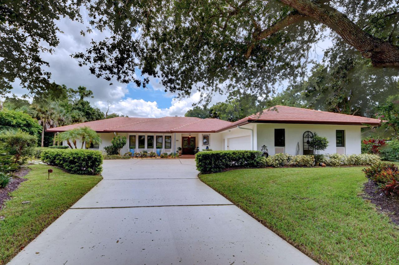 6400 Thistle Terrace - Photo 1