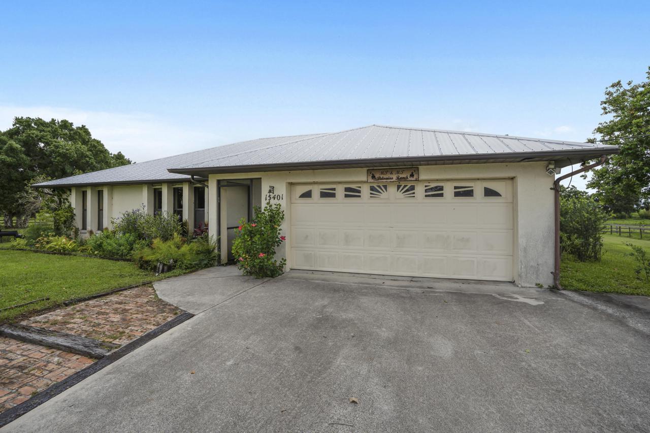 15401 Palomino Street - Photo 1