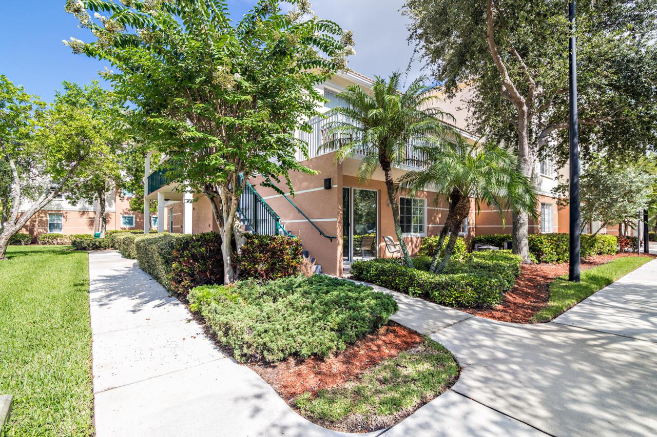3101 Myrtlewood Circle - Photo 1