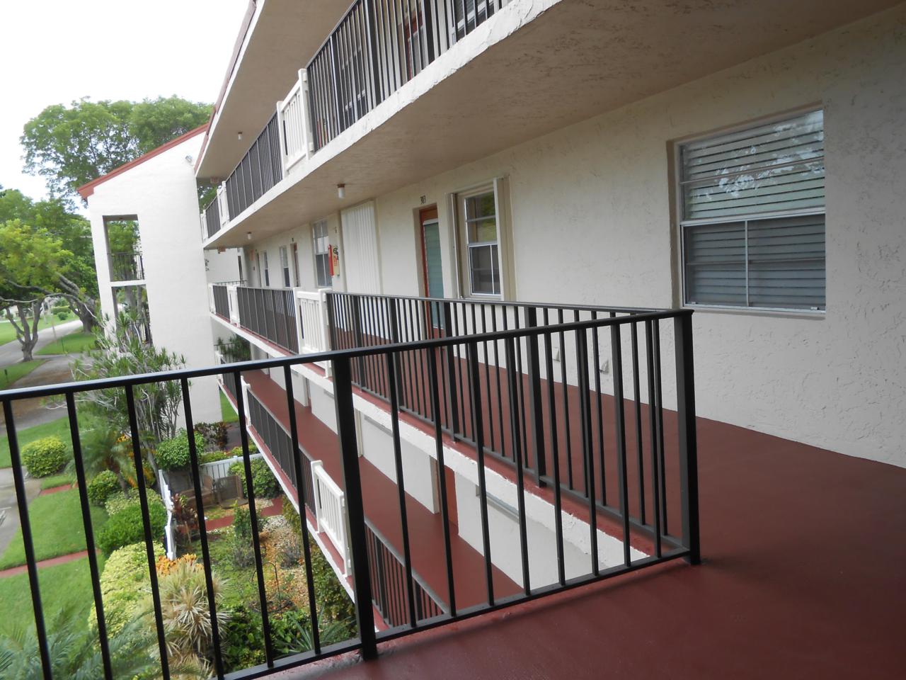 25 Abbey Lane - Photo 1