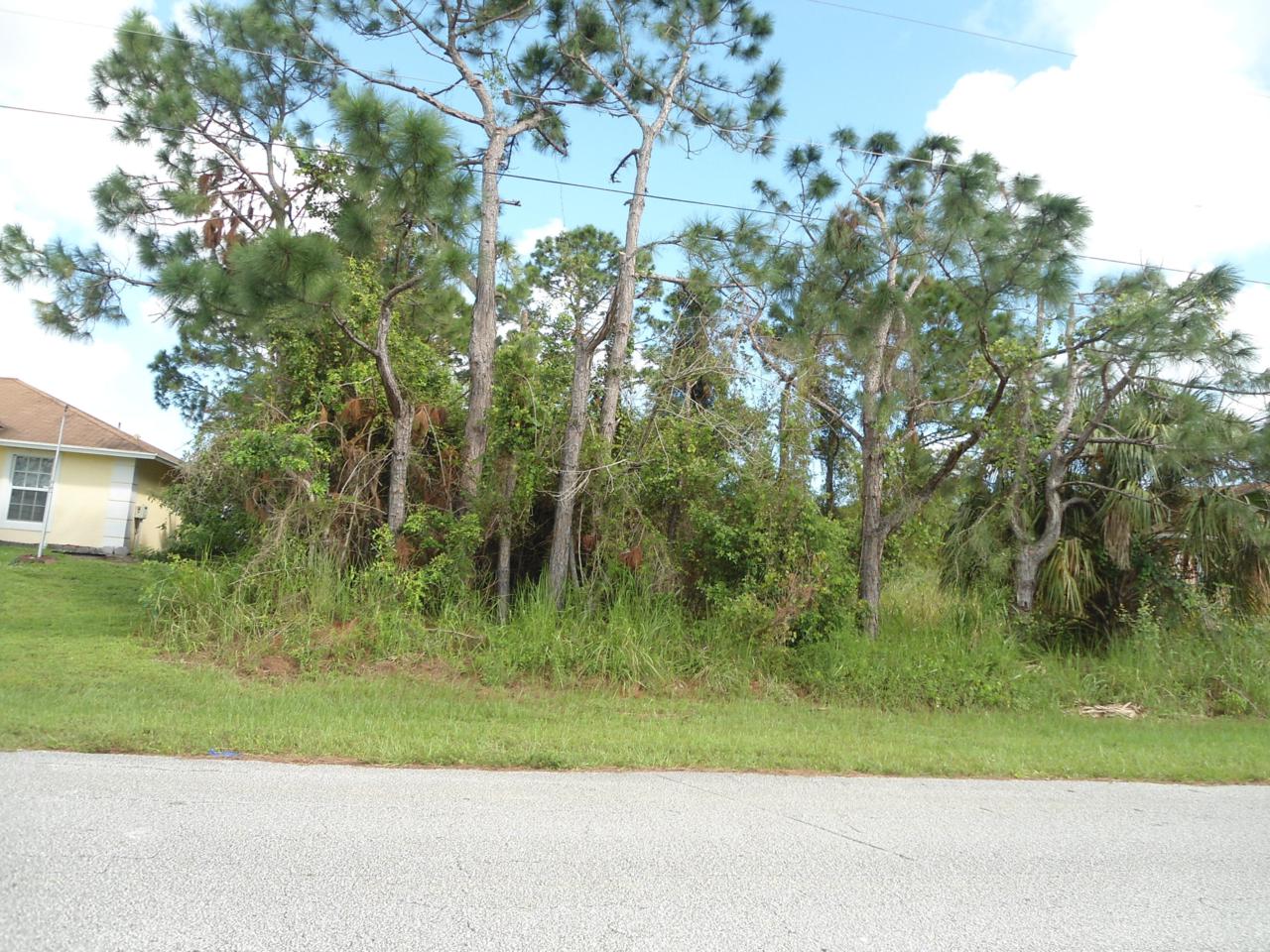 757 North Macedo Boulevard - Photo 1