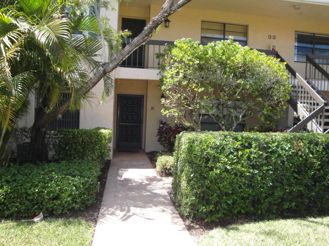 33 Southport Lane - Photo 1